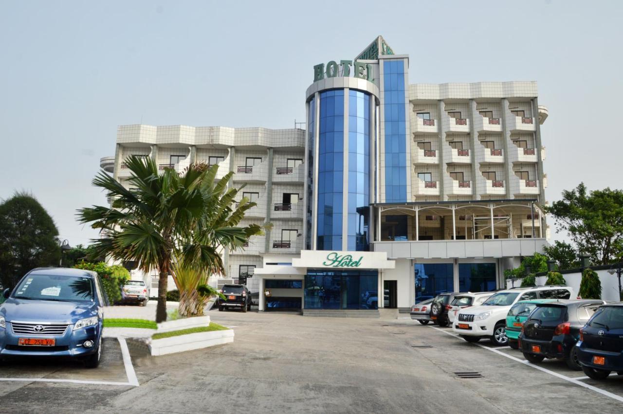 Hotel Vallee Des Princes 杜阿拉 外观 照片